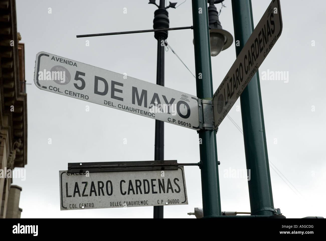 5 De Mayo Traffic Sign Mexico City Stock Photo Alamy