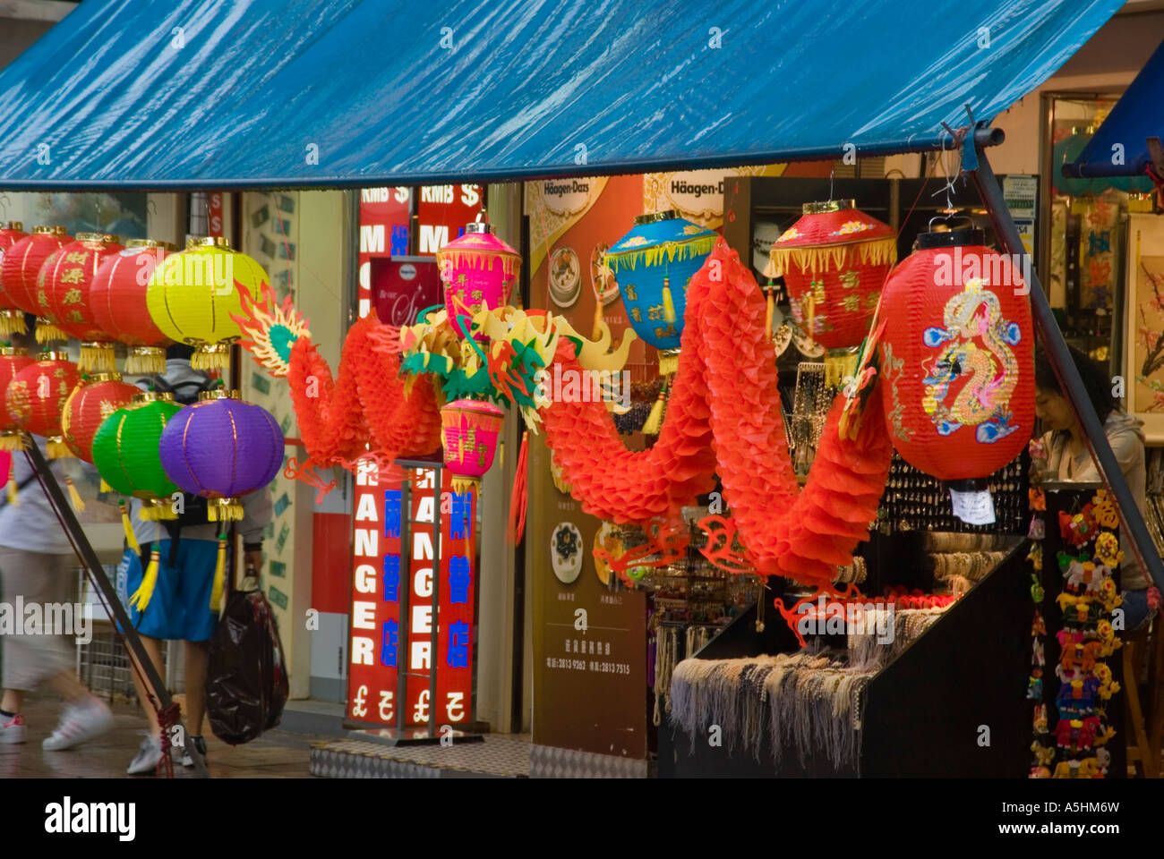 Hong kong stanley market shop hi-res stock photography and images - Alamy