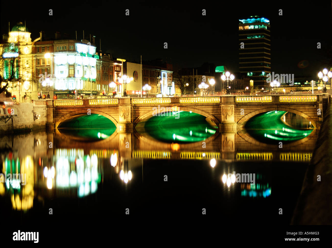 River Liffey at Night , Dublin , Ireland Stock Photo - Alamy