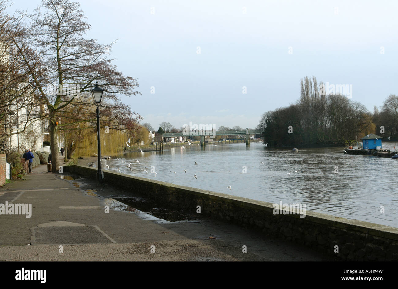 Thames pathway in chiswick hires stock photography and images Alamy
