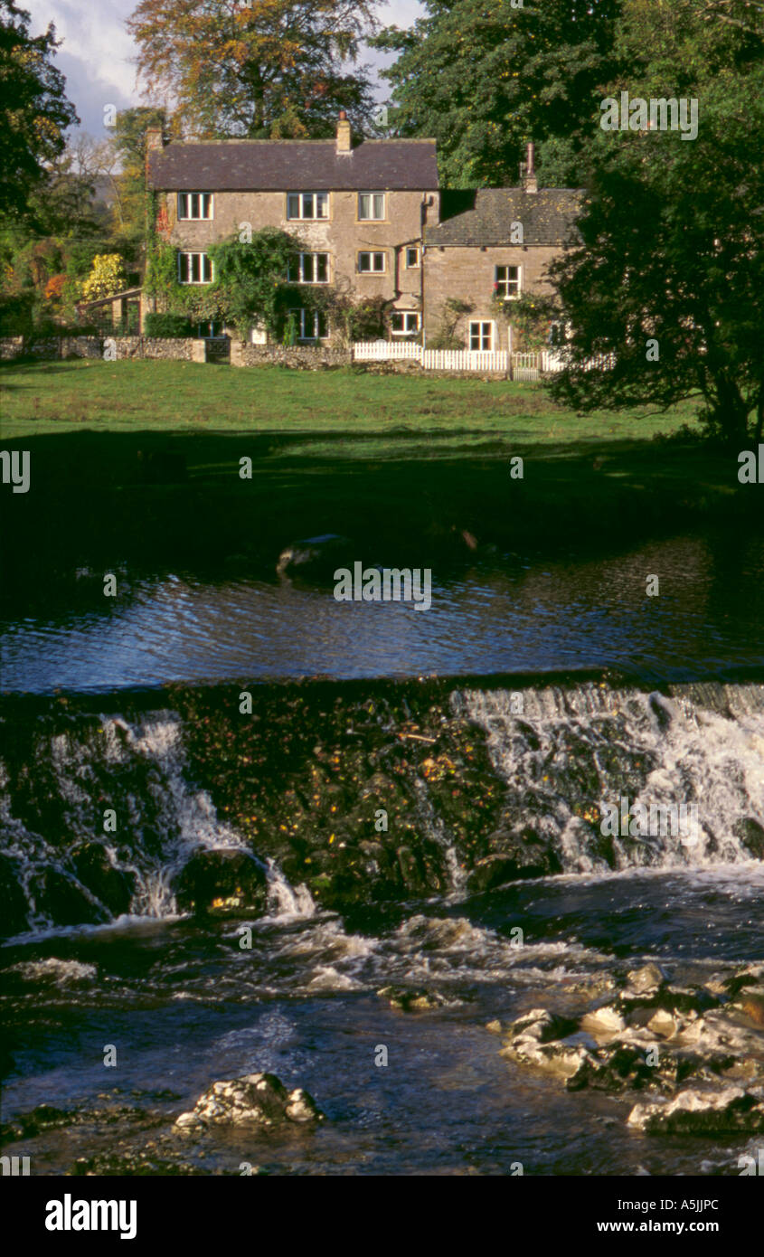 Linton Weir, Wharfedale, Yorkshire Dales, North Yorkshire, England, UK