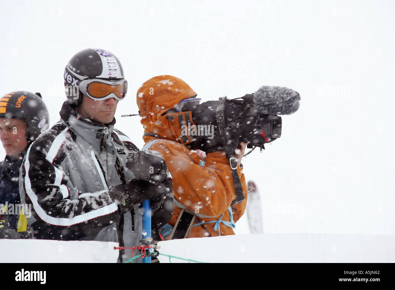 Filming in snow hires stock photography and images Alamy