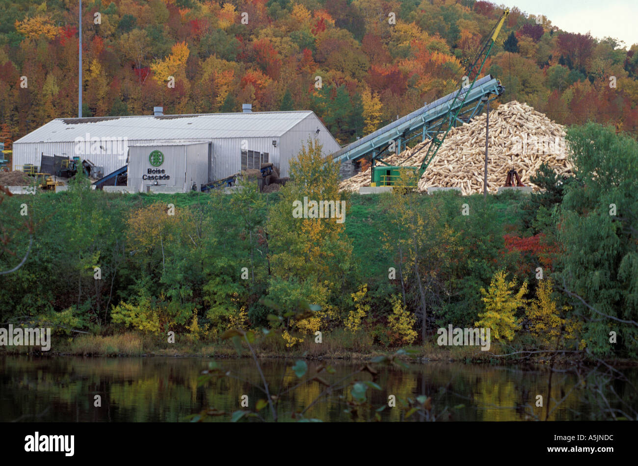 Boise cascade paper mill hires stock photography and images Alamy