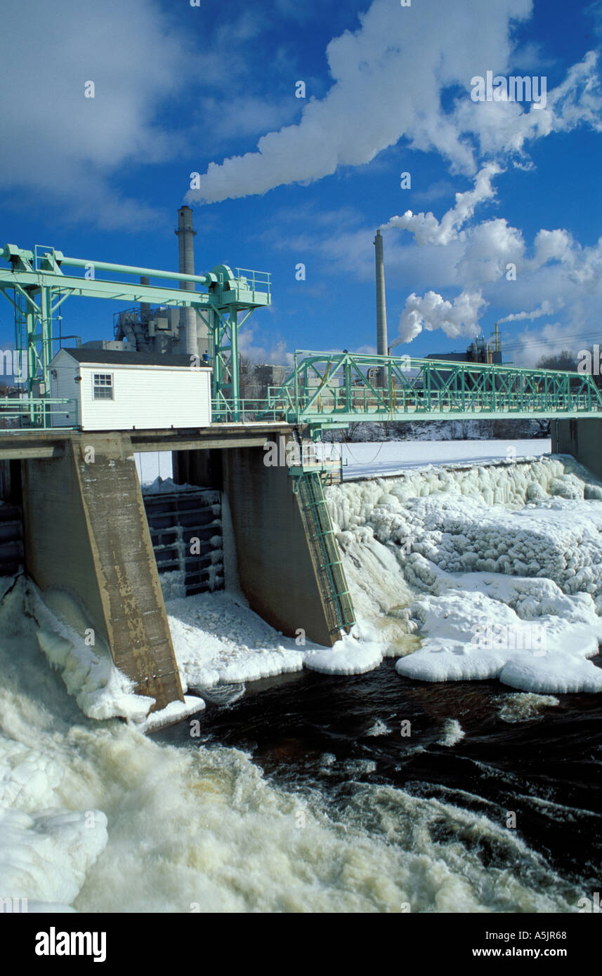 A hydropower dam on NH s Androscoggin River powers the paper mill in Berlin  NH Stock Photo - Alamy