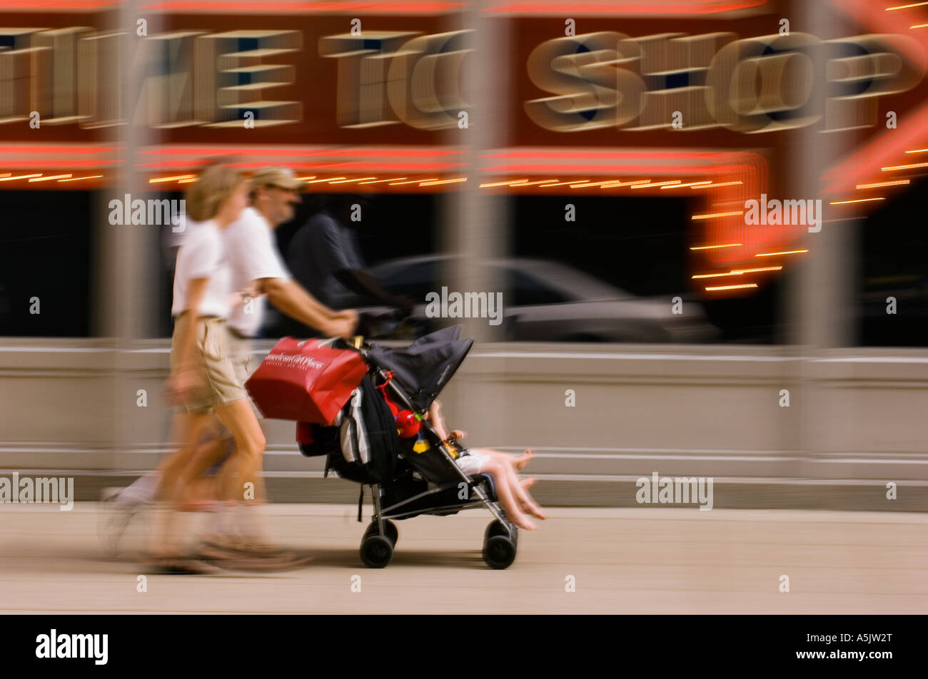 State Street shopping in Chicago Illinois Stock Photo Alamy
