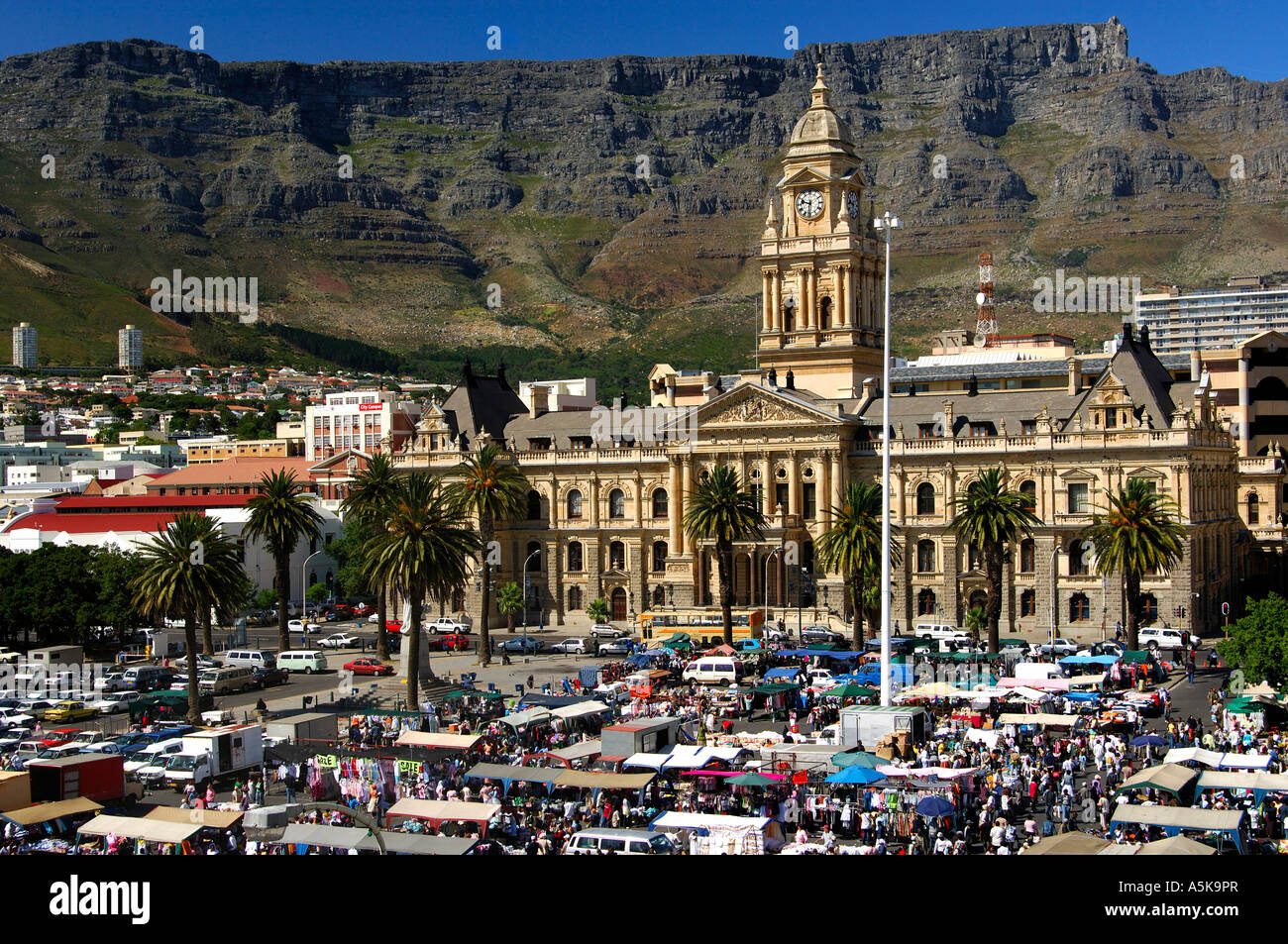 City hall, market day on Grand Parade square, Table Mountain, Cape Town, South Africa Stock Photo