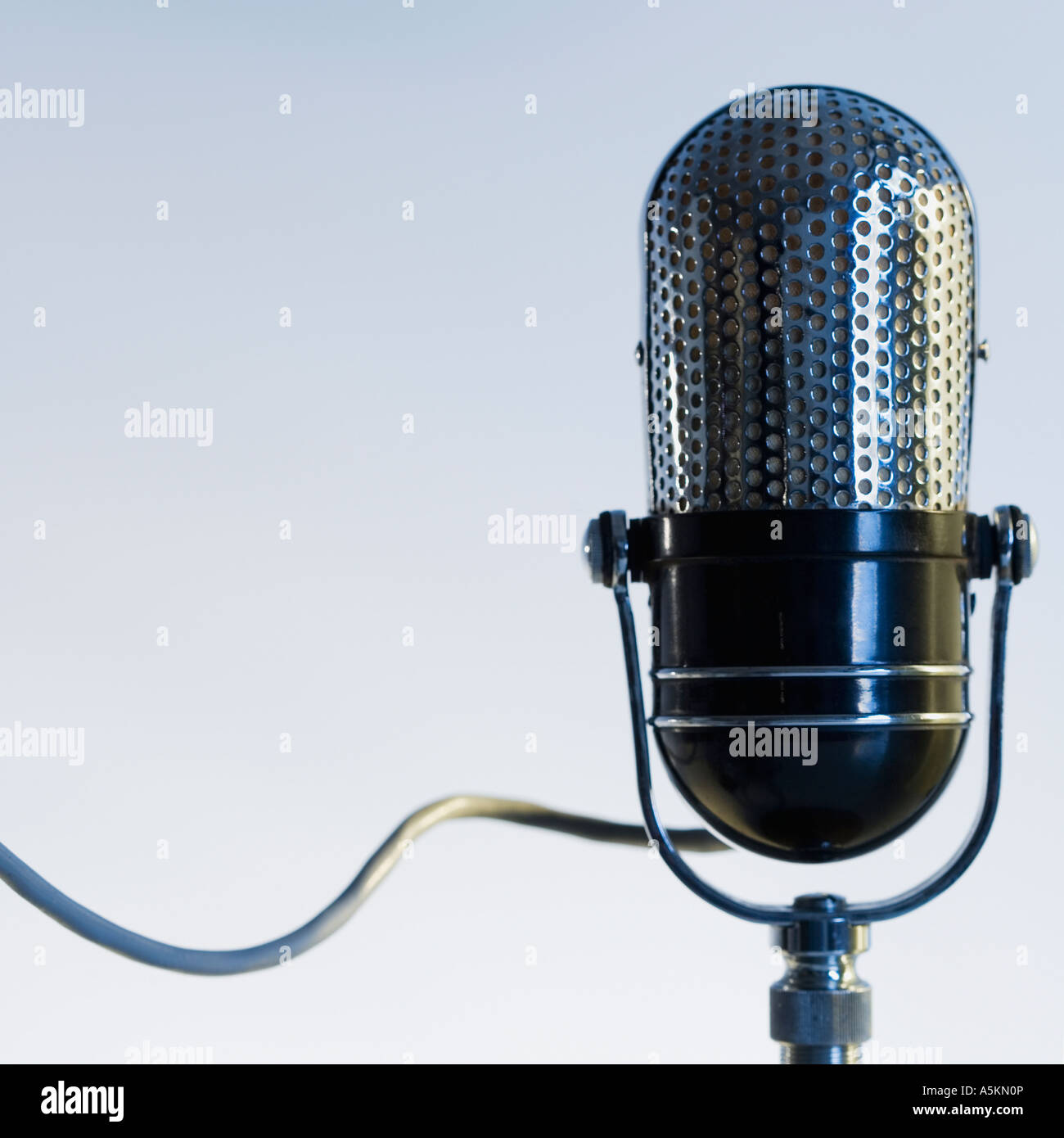 Radio microphone hires stock photography and images Alamy
