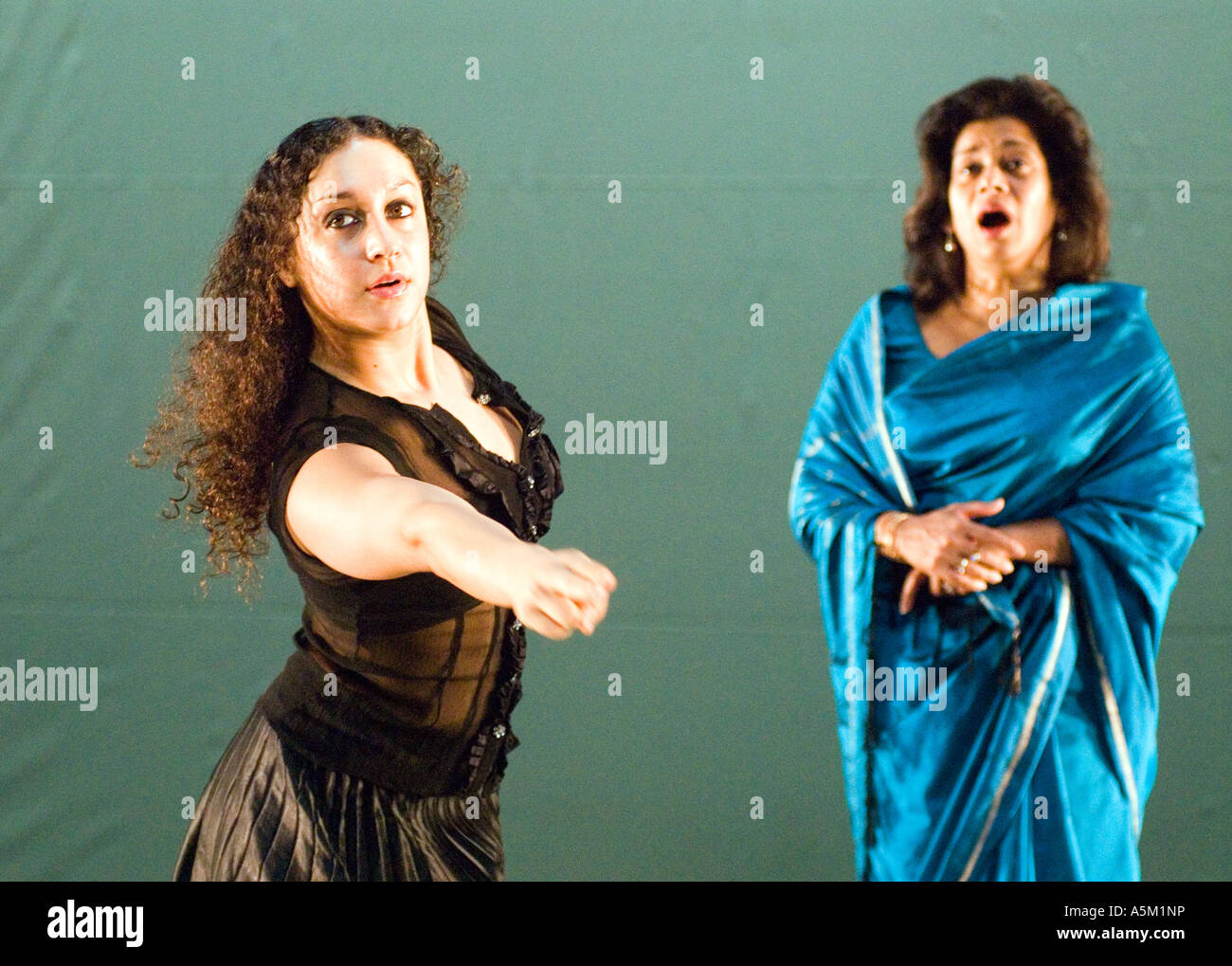 Yamuna Devi and Soprano Patricia Rozario blue sari in Shobana Jeyasingh s latest work Faultline at QEH South Bank London SE1 Stock Photo