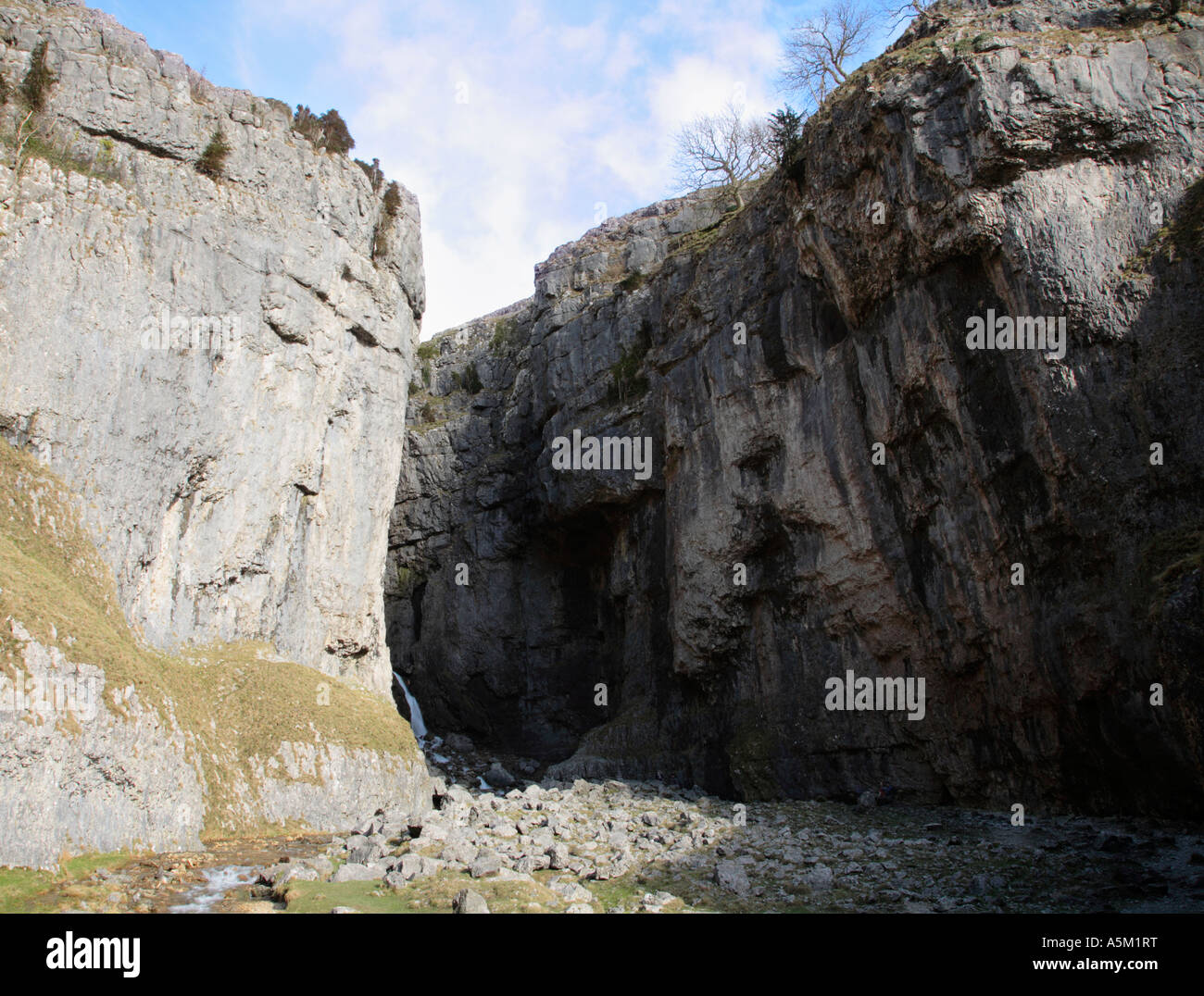 Gordale Scar Yorkshire Dales National Park North Yorkshire Stock Photo