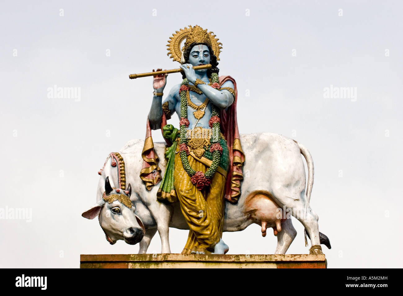 Statue of a Hindu God Stock Photo Alamy