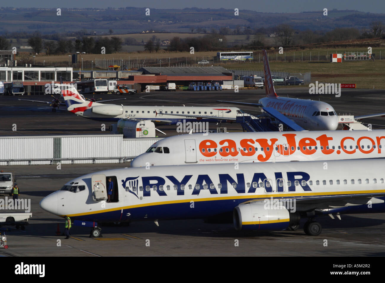 Ryanair Easyjet And British Airways Budget Airlines Competing For ...