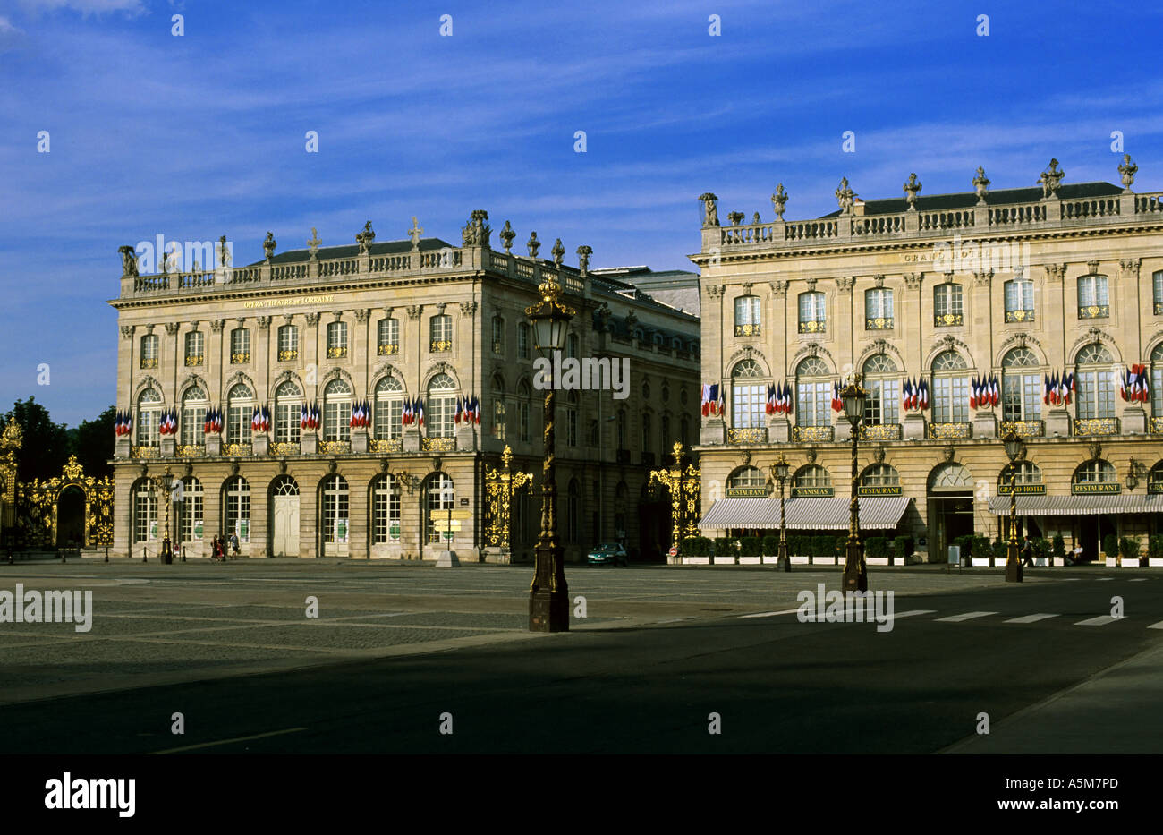 OPERA HOUSE AND GRAND HOTEL DE LA REINE PLACE STANISLAS SQUARE NANCY LORRAINE FRANCE EUROPE OPERA HOUSE AND GRAND HOTEL DE LA REINE PLACE STANISLAS SQUARE NANCY LORRAINE FRANCE EUROPE