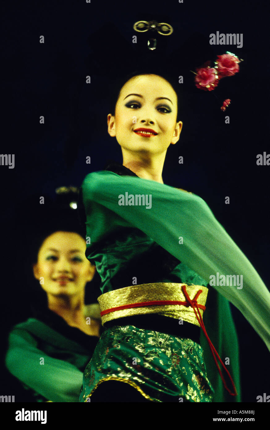 Xian's Tang dynasty dancers in performance of The Silk Road by the Shaanxi Song Dance Troupe Stock Photo