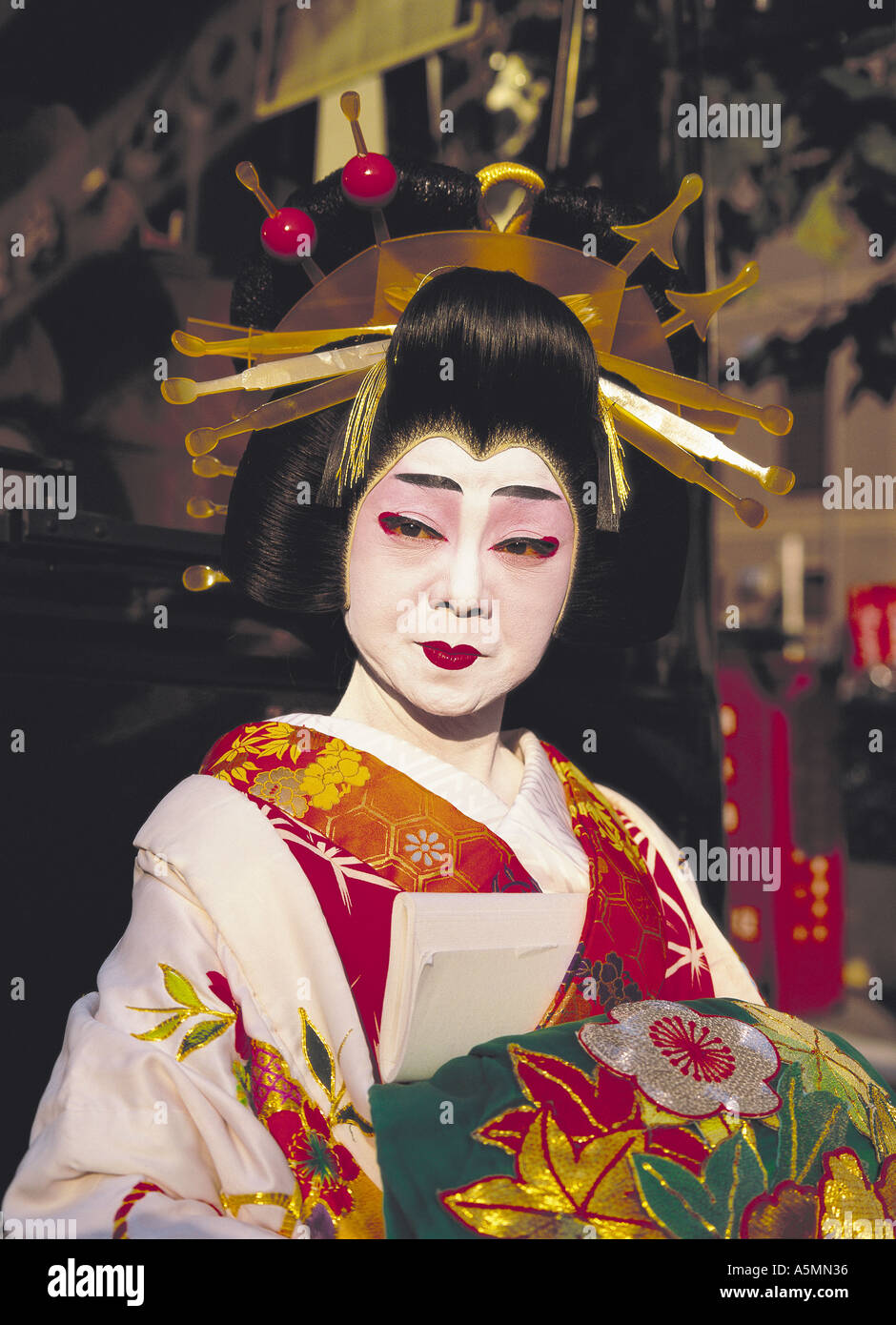 Oiran hi-res stock photography and images - Alamy
