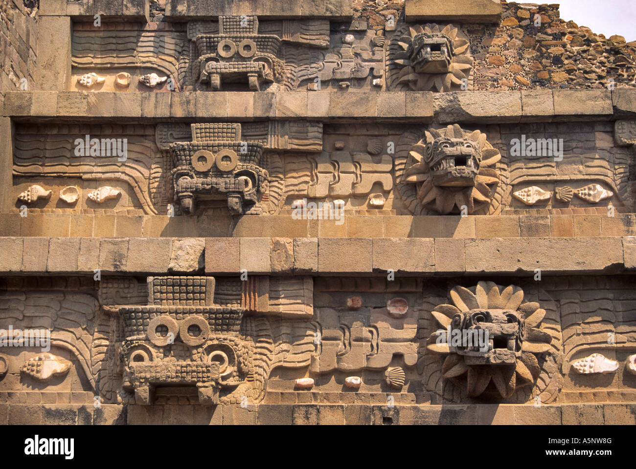 teotihuacan-serpent-hi-res-stock-photography-and-images-alamy