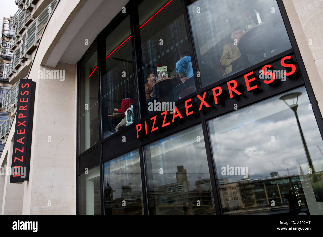 Pizza express south bank hires stock photography and images Alamy
