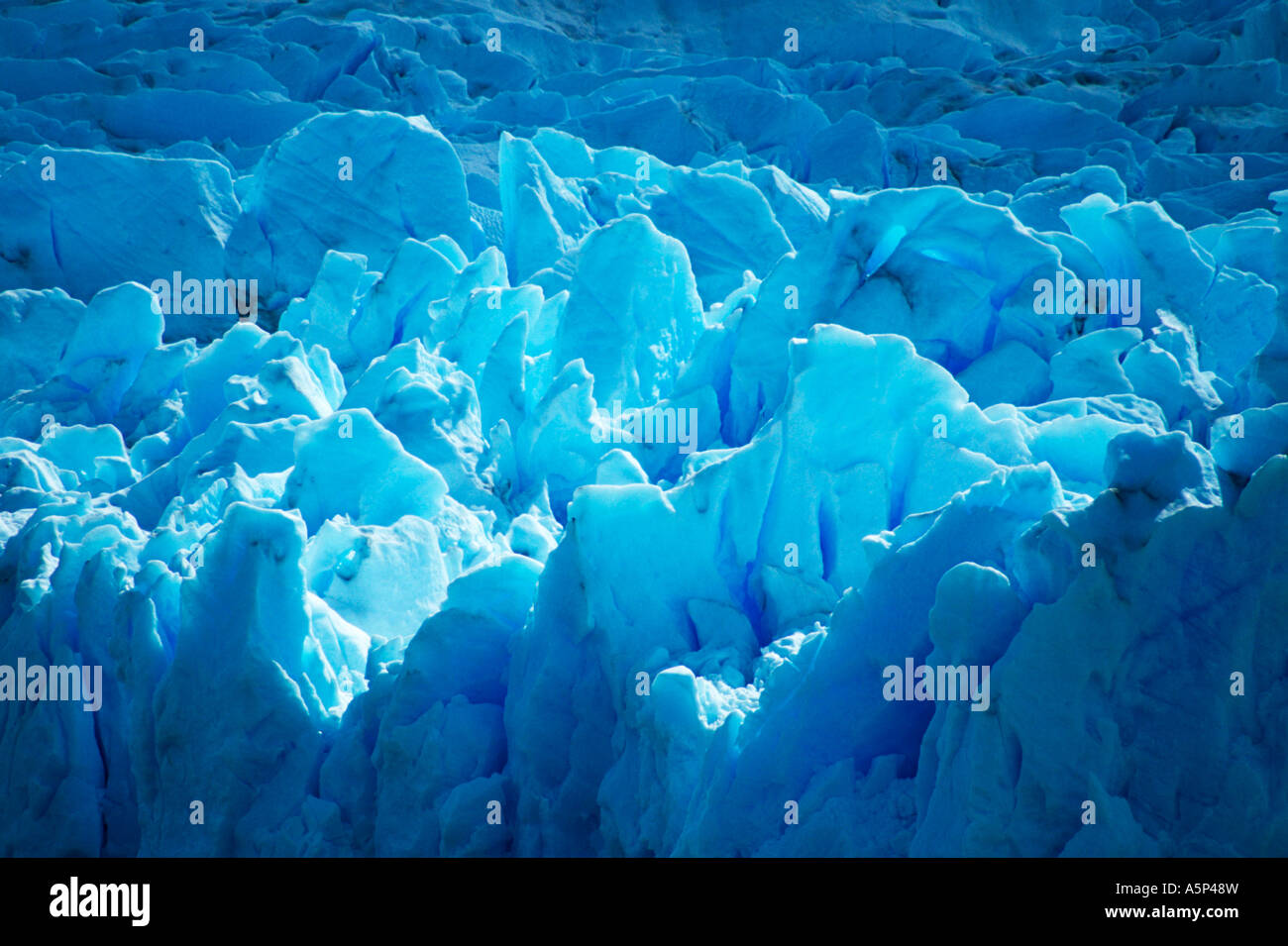 Glacier landscapes hi-res stock photography and images - Alamy