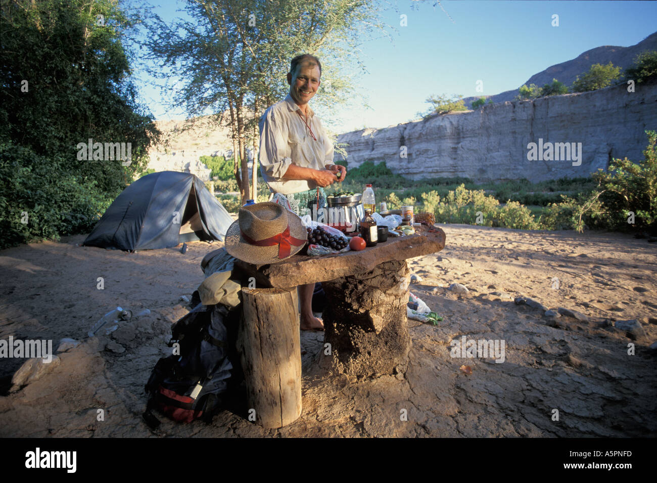 Camping cook namibia hi-res stock photography and images - Alamy