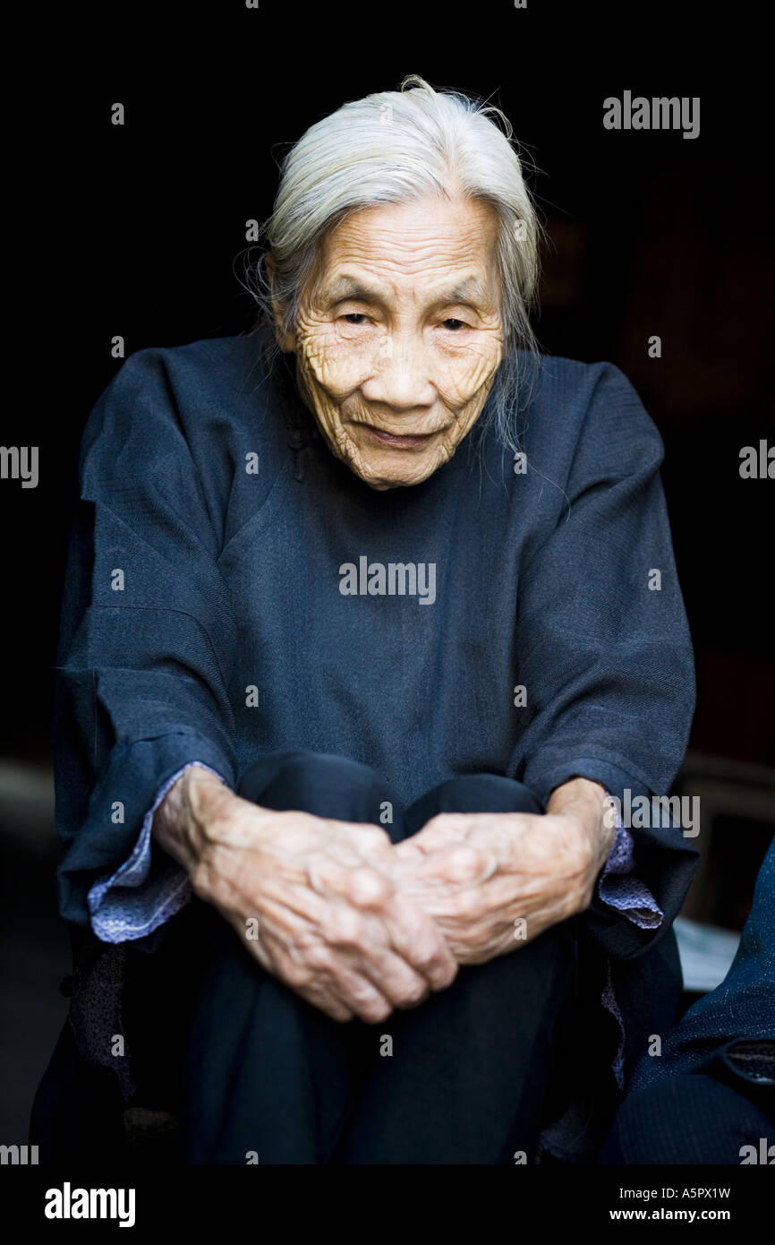 Asian older woman hi-res stock photography and images - Alamy