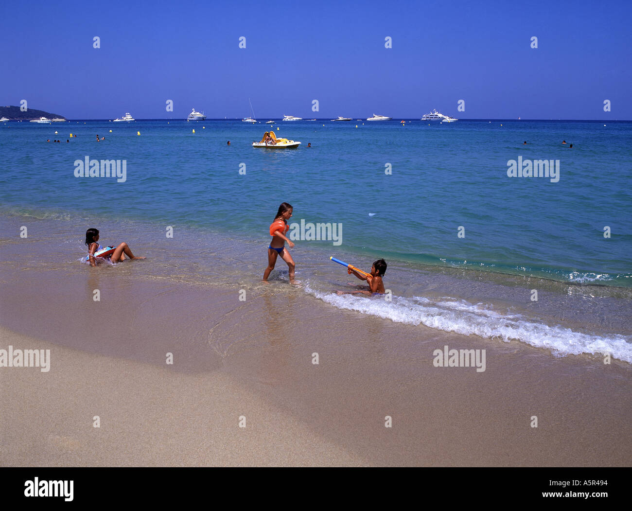 St Tropez Beach Hi Res Stock Photography And Images Alamy