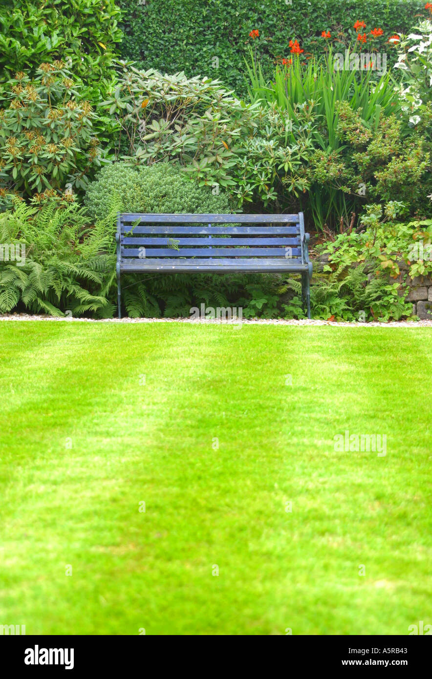 An Empty Bench Empty bench in park hi-res stock photography and images - Alamy