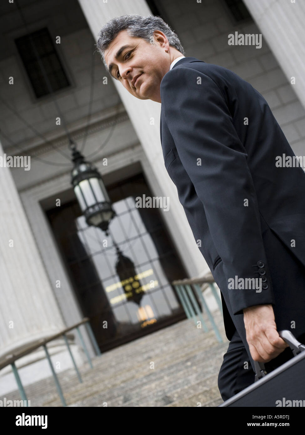 Judge Walking In Man walking into courthouse hi-res stock photography and images - Alamy