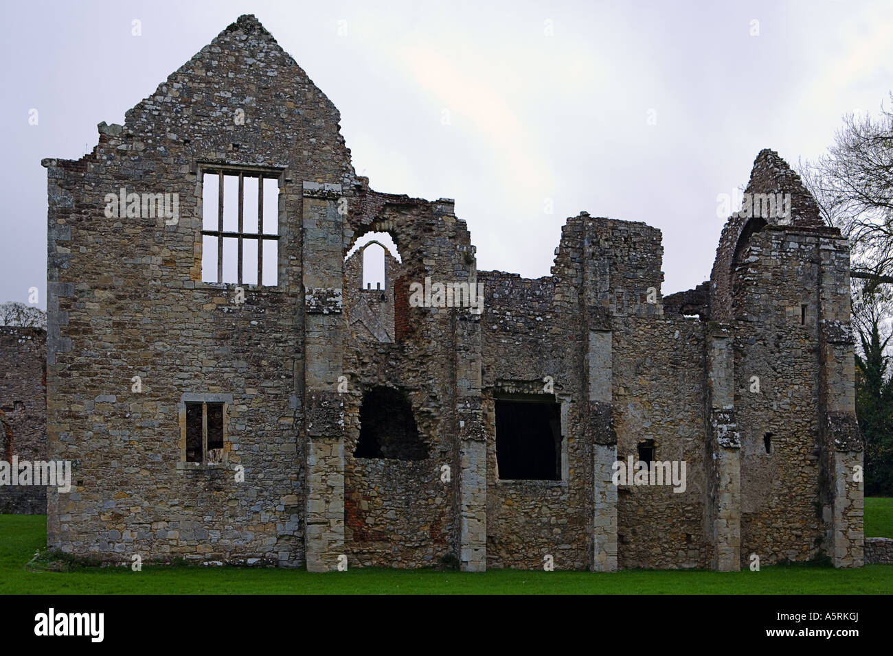 Medieval Reredorter Netley Abbey Hampshire England - Facade of Reredorter Stock Photo - Alamy