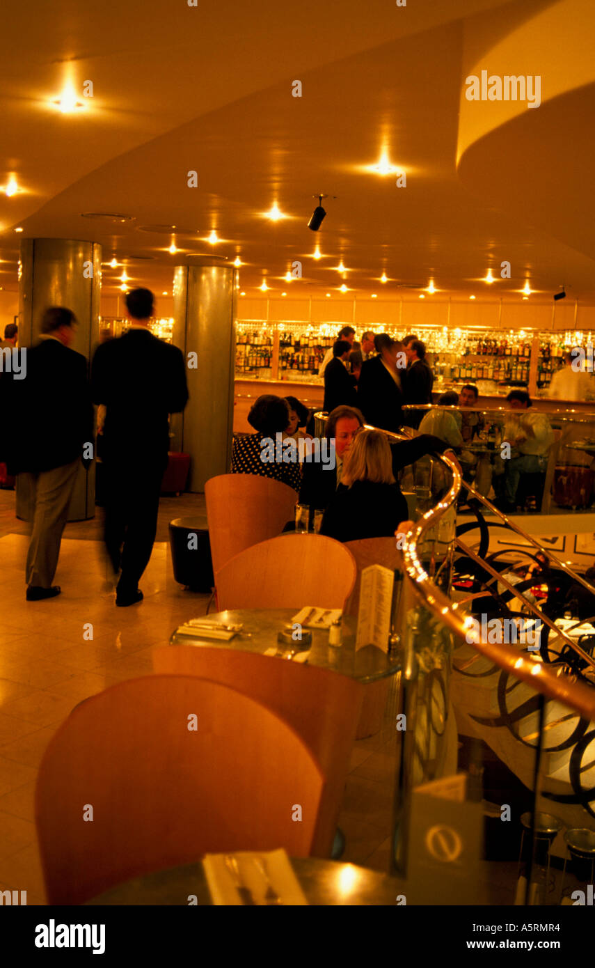 QUAGLINO'S RESTAURANT IN THE WEST END, LONDON Stock Photo - Alamy