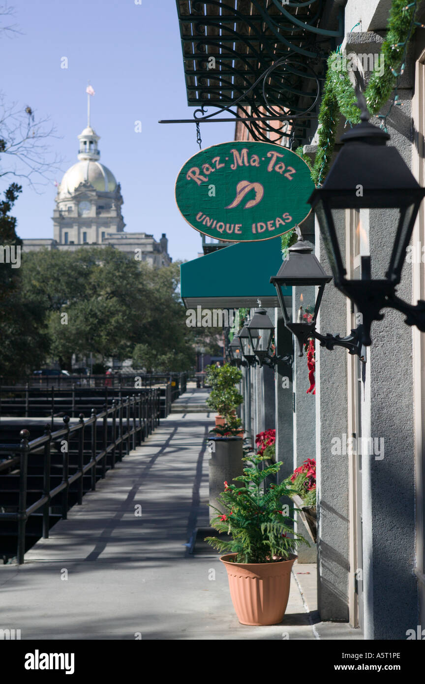 Downtown Savannah Stock Photo Alamy