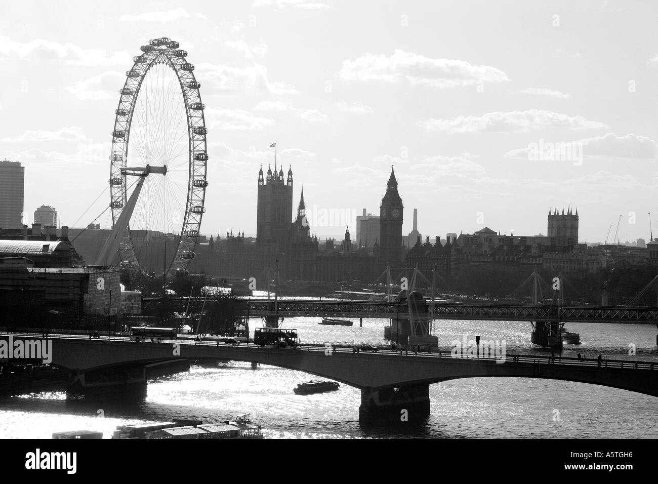 Skyline london england Black and White Stock Photos & Images - Alamy