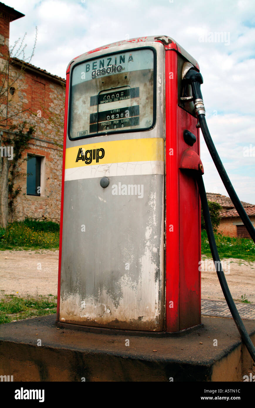 old filling station Stock Photo - Alamy