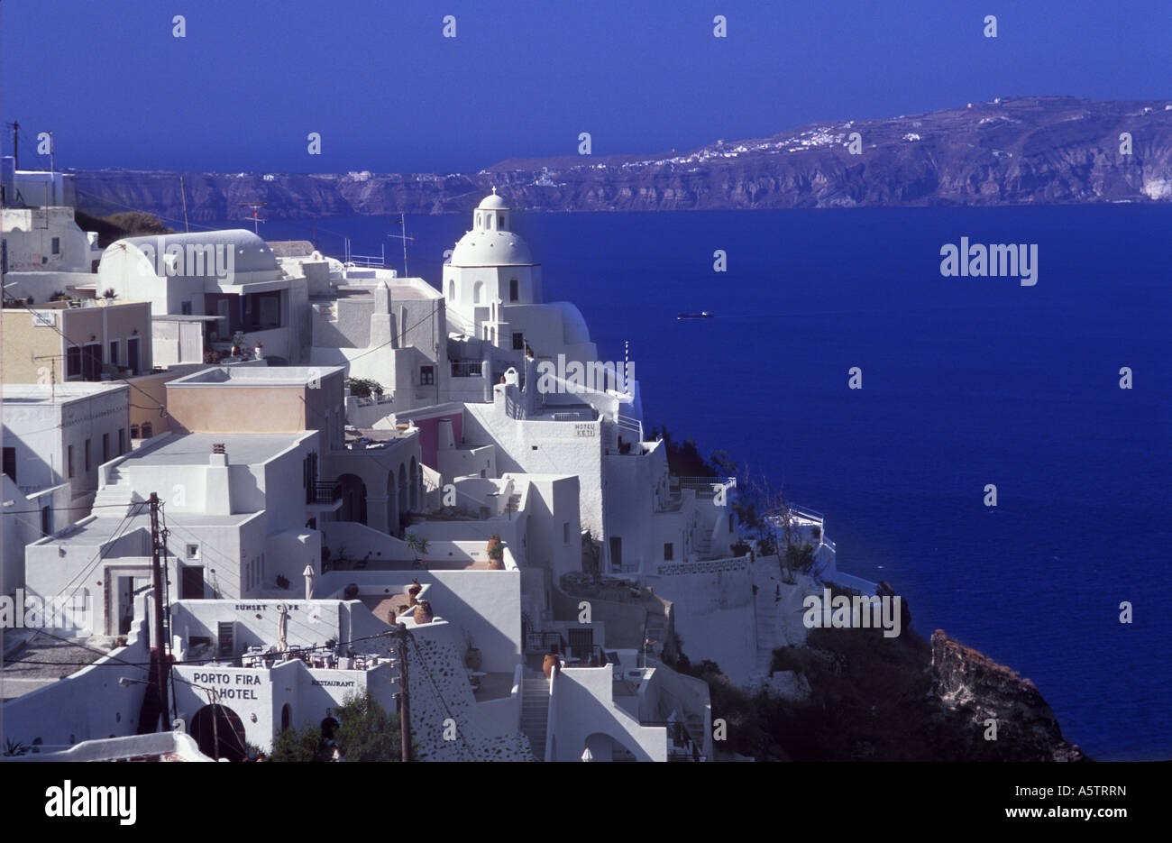 Homes Overlooking The Sea, Santorini Greece Stock Photo - Alamy