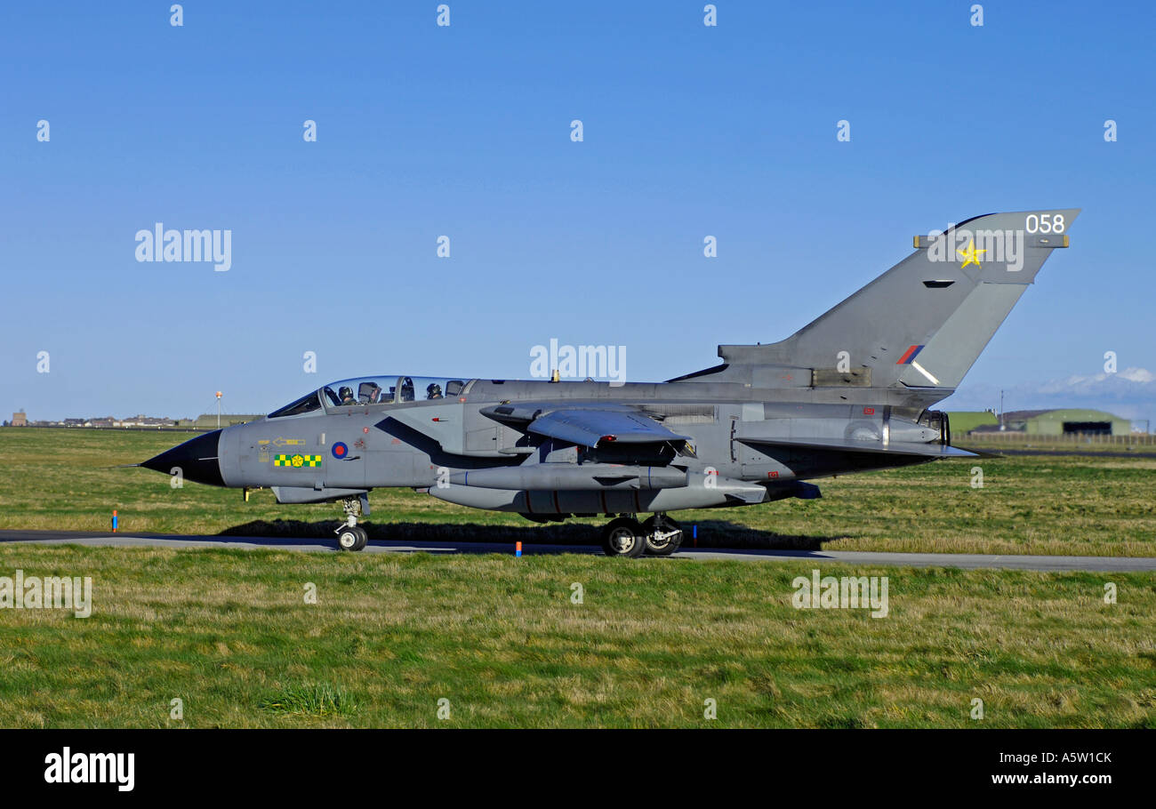 Panavia Tornado F4 Fighter on reheat at RAF Air Base at Lossiemouth, Moray, Scotland. XAV 4922-462 Stock Photo