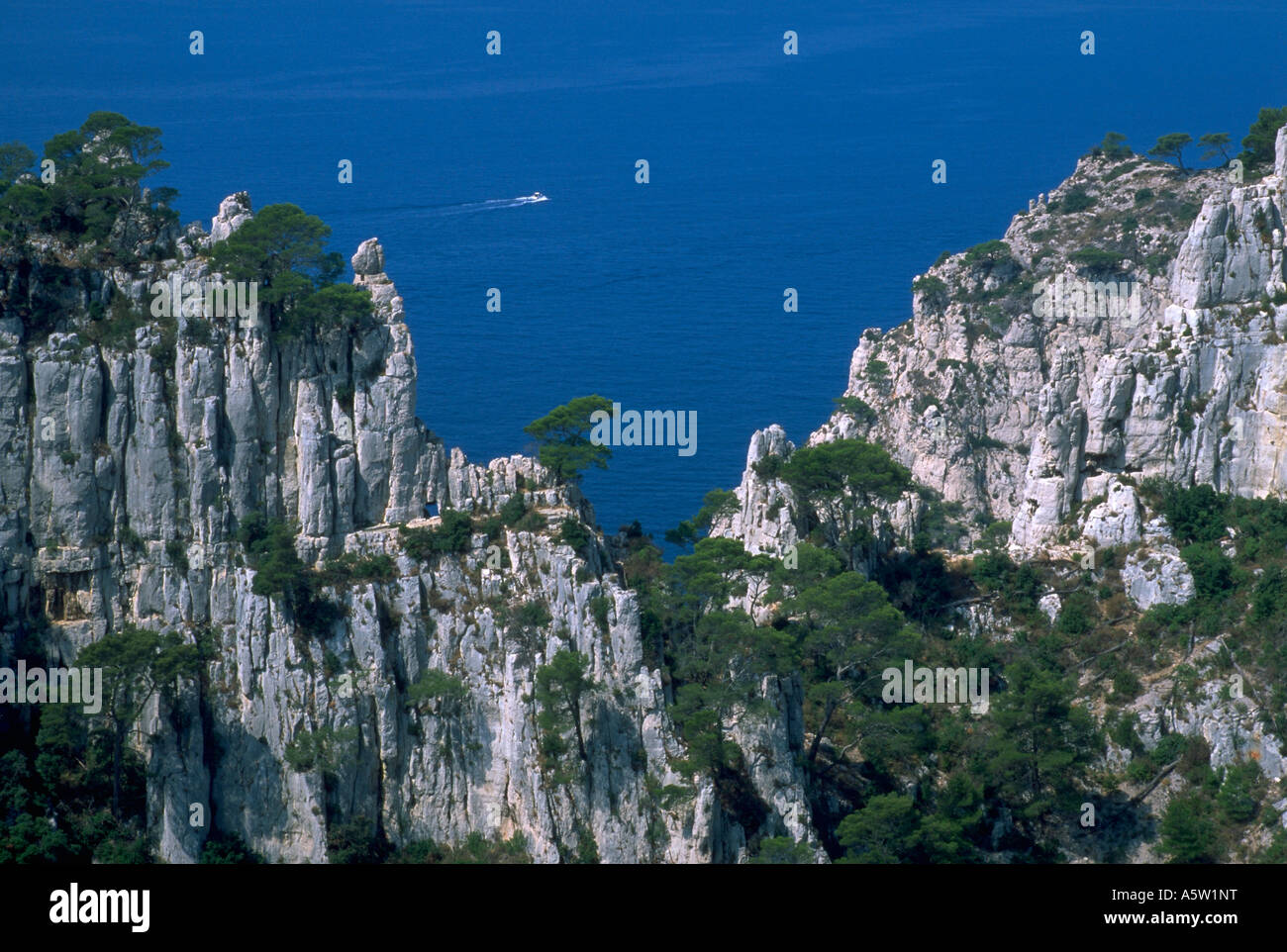 Les Calanques Cliffs High Resolution Stock Photography and Images - Alamy