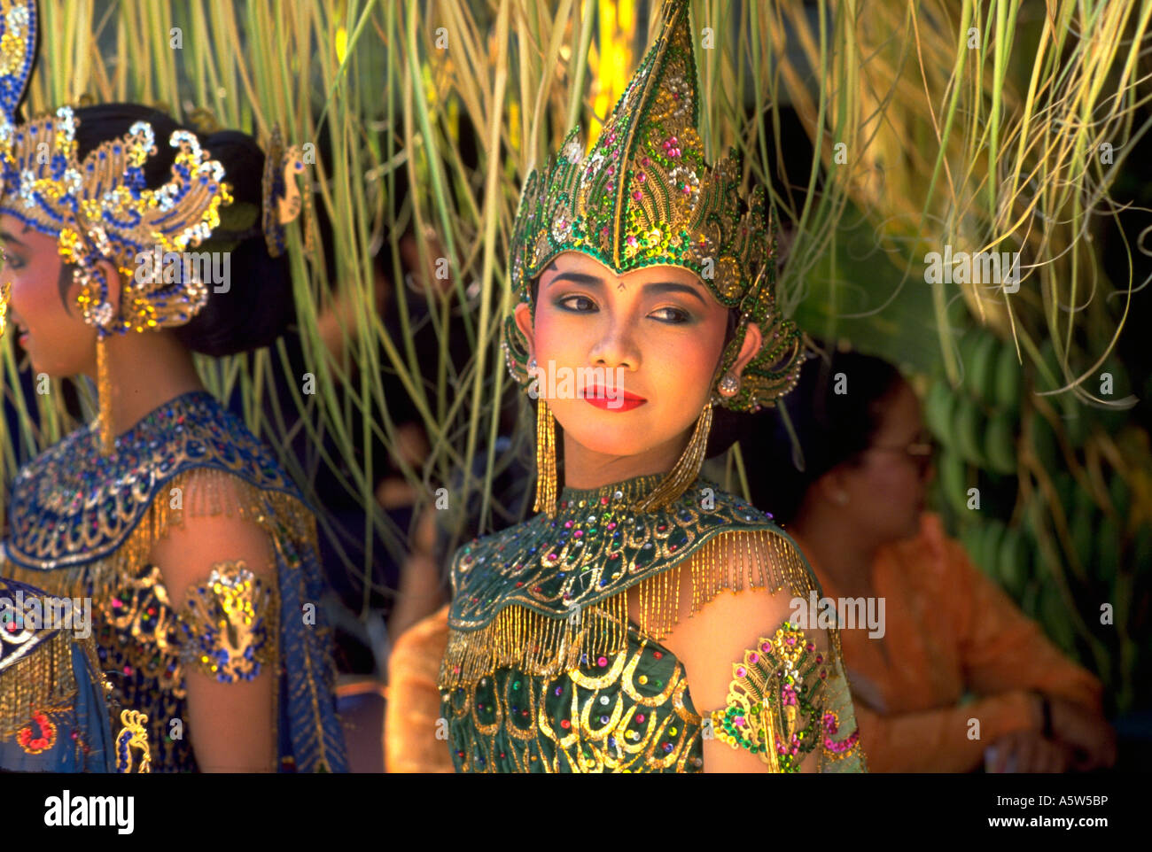 Hullabaloo dancer hi-res stock photography and images - Alamy