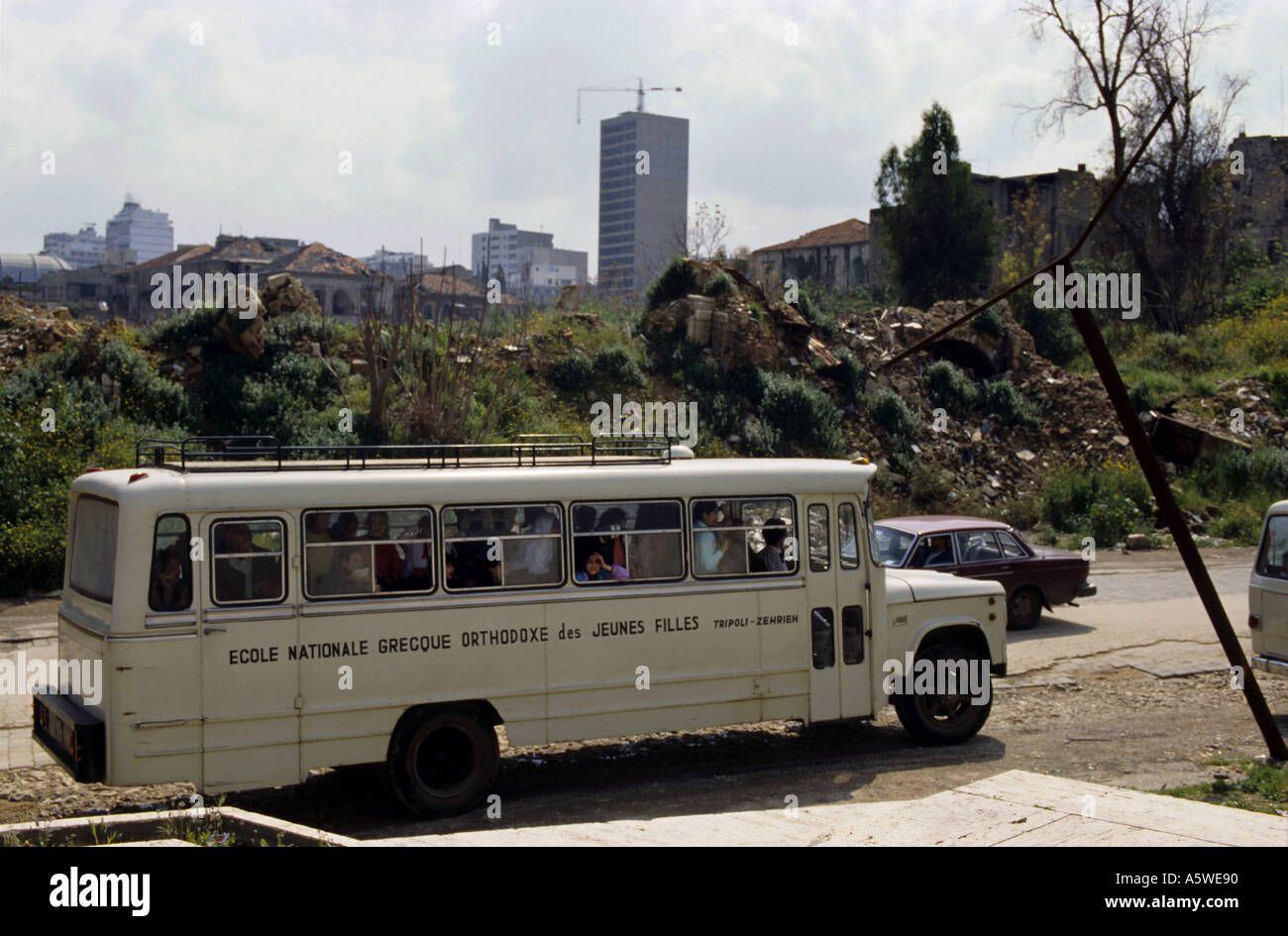 Lebanon Beirut In April 1994 Martyrs Place After The Civil War Bus Of Schoolgirls Of The National Greek Orthodox School Visiting Stock Photo