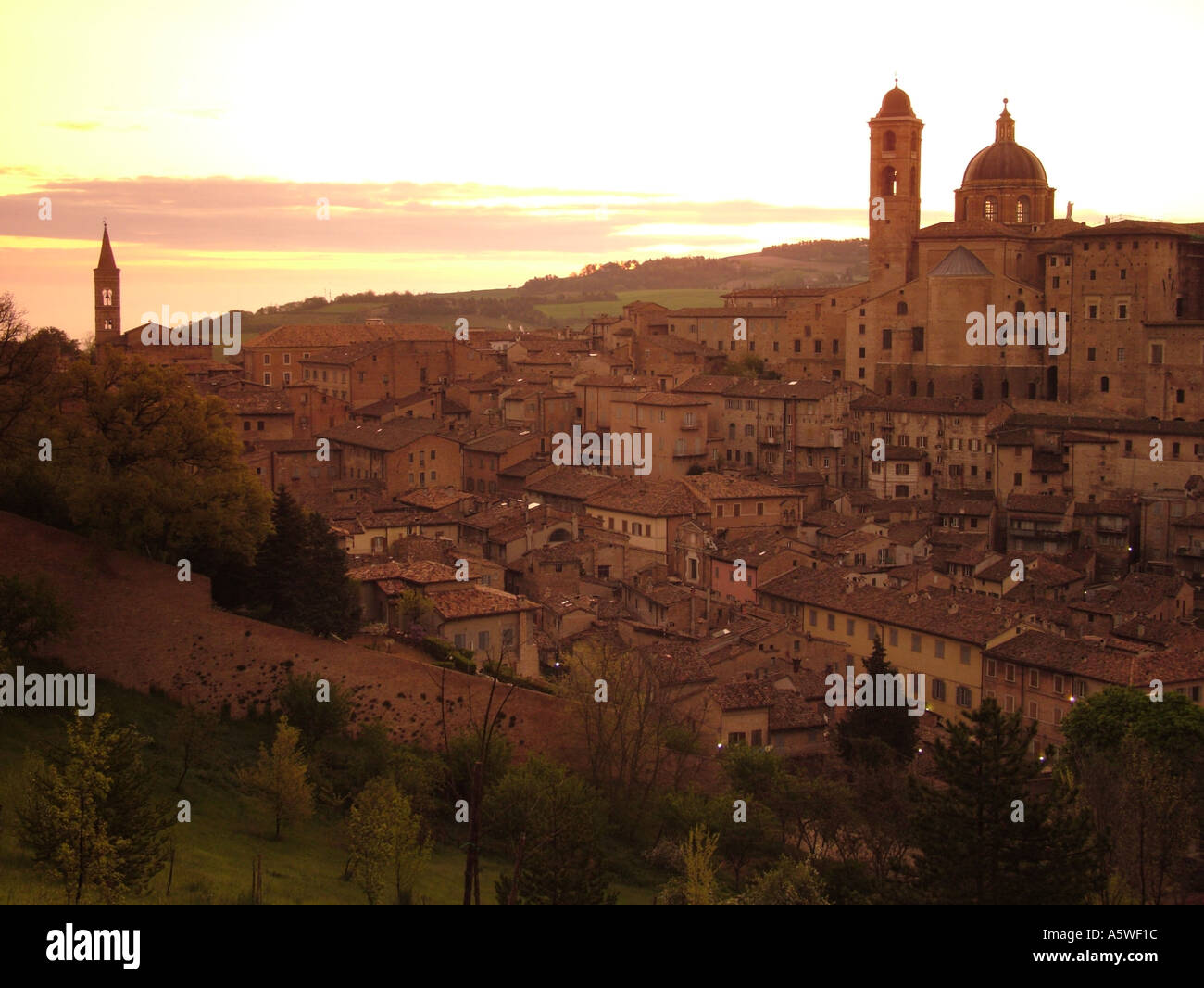 View urbino sunset marche hi-res stock photography and images - Alamy