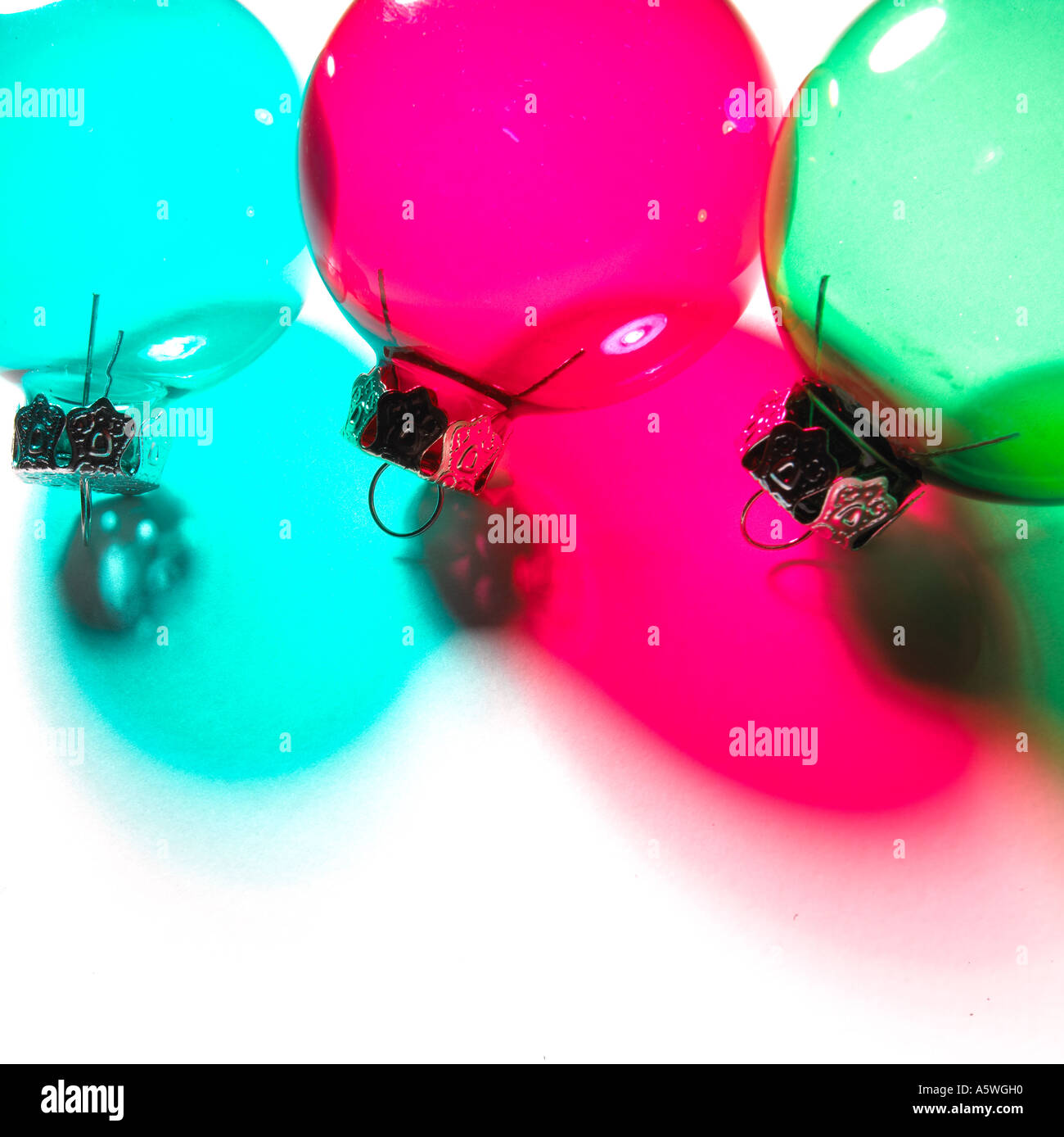 Christmas tree clear glass baubles hi-res stock photography and images ...