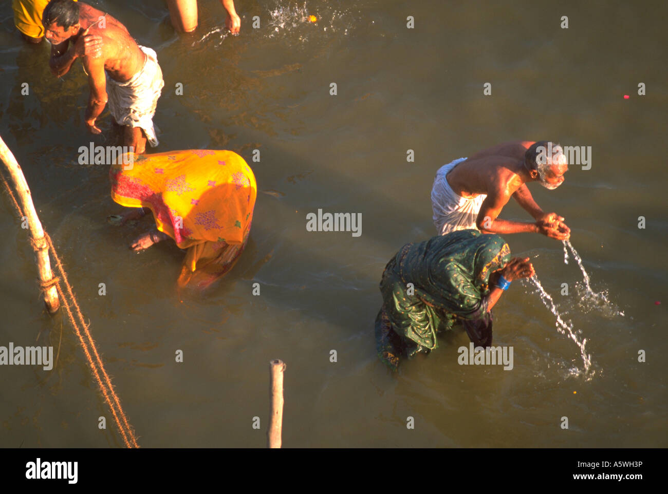 Peasant washing hires stock photography and images Alamy