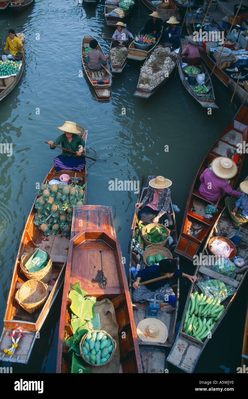 Bangkok market floating aerial hi-res stock photography and images - Alamy