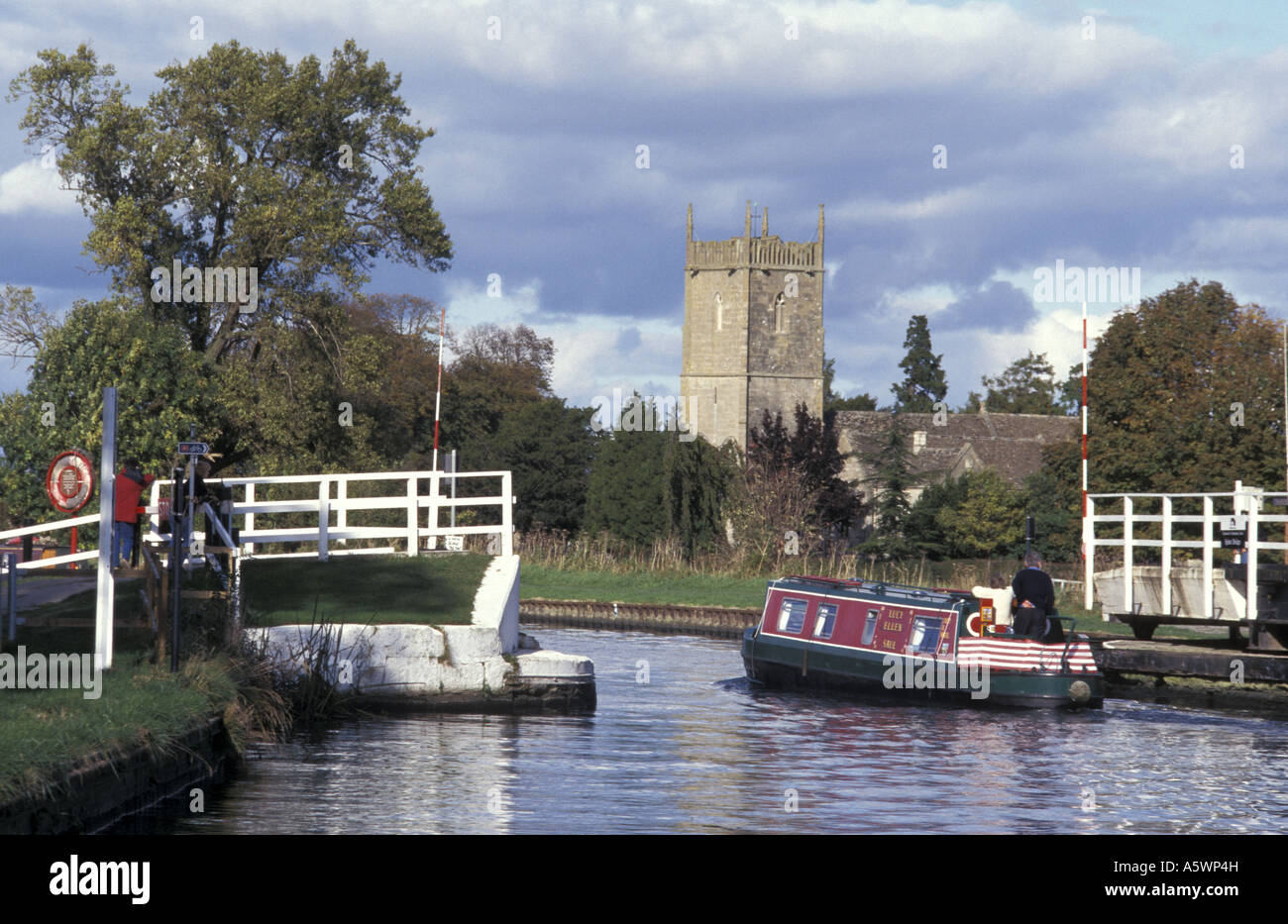 A narrowboat passes near Frampton Upon Severn on the Gloucester