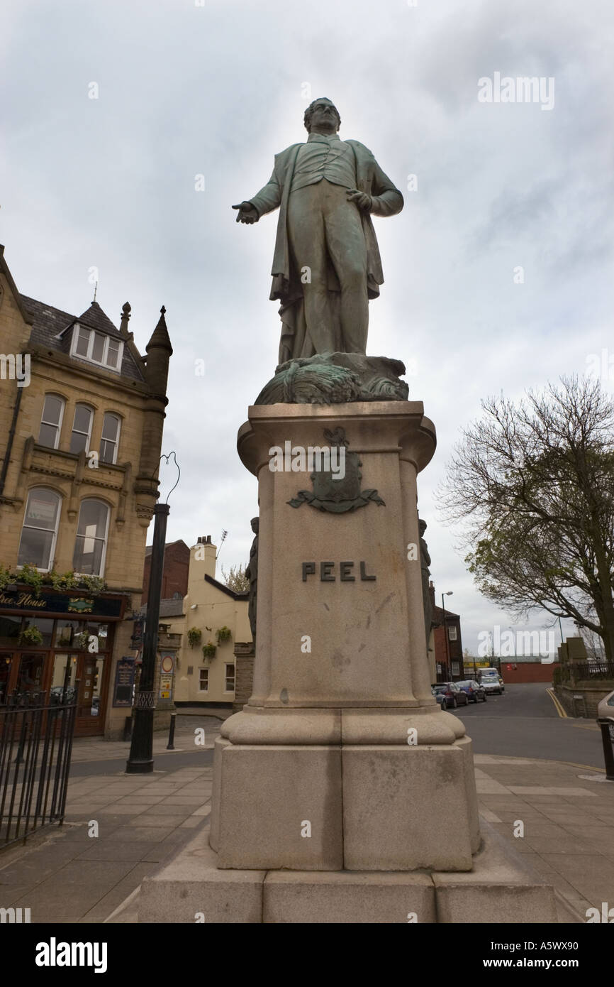 Robert Peel Statue High Resolution Stock Photography and Images - Alamy