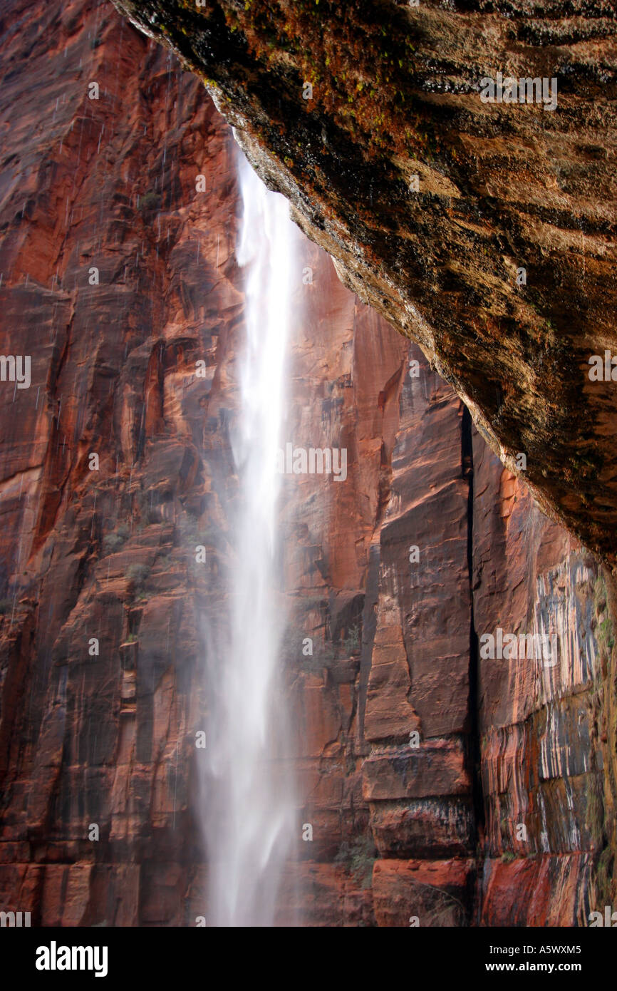 weeping rock, zion national park Stock Photo Alamy