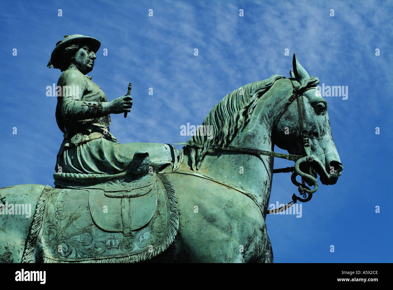 Liverpool Equestrian statue Queen Victoria Stock Photo Alamy