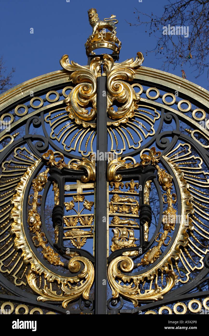 gates to Green Park near Buckingham Palace London England UK Stock Photo