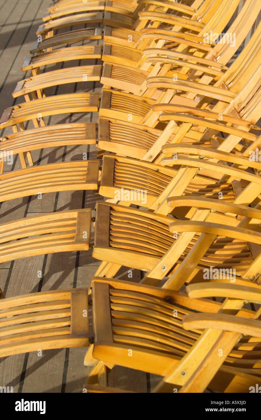Sunbeds on ships deck hi-res stock photography and images - Alamy