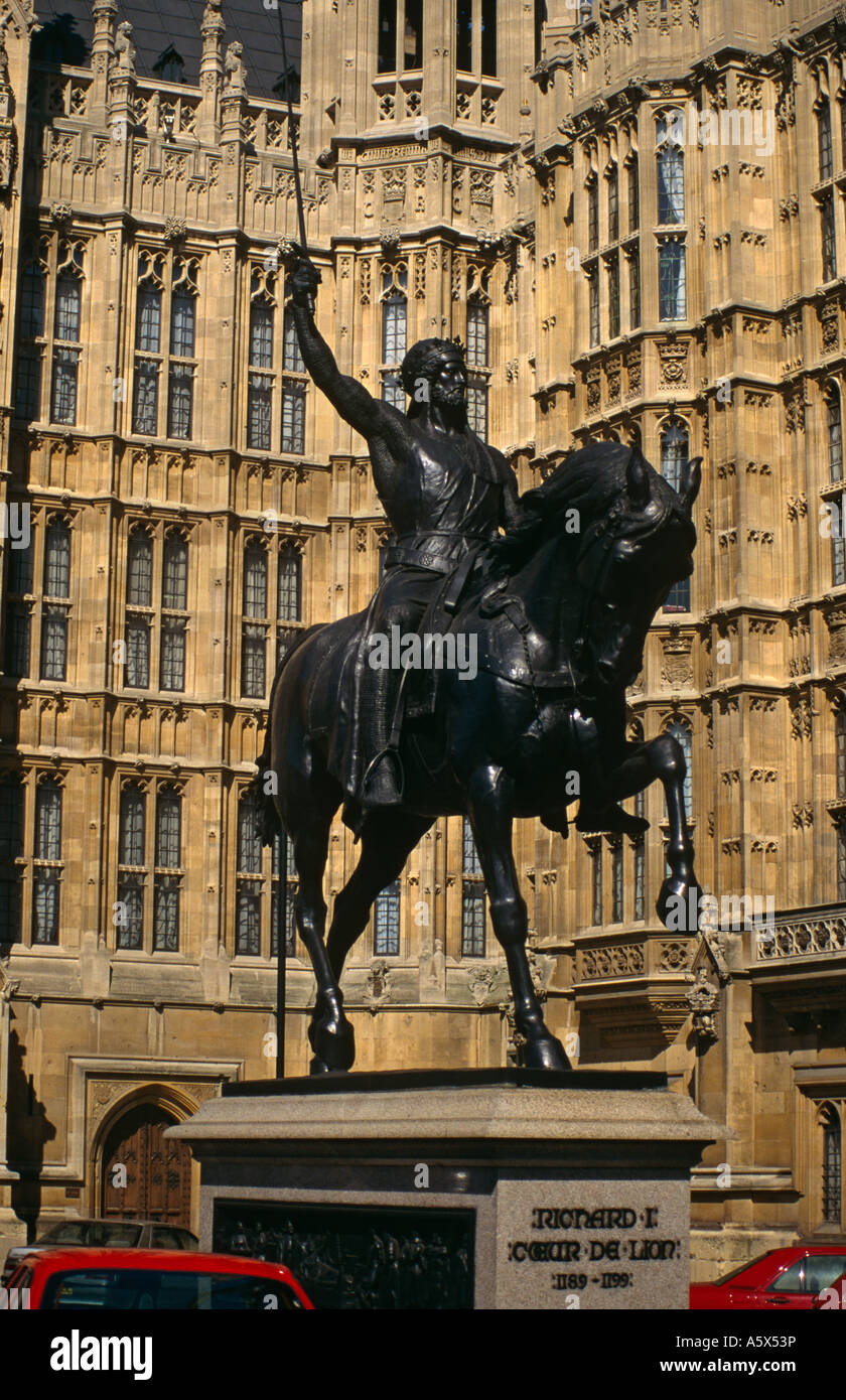 Statue of Richard I (Coeur de Lion), outside the Houses of Parliament, Westminster, London, England, UK Stock Photo