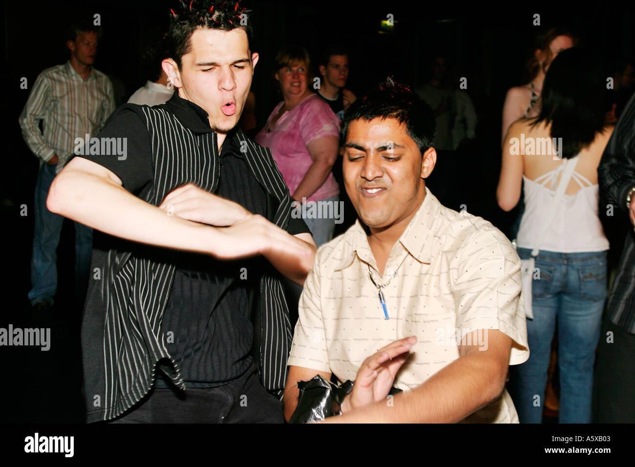 Life in east london hi-res stock photography and images - Alamy