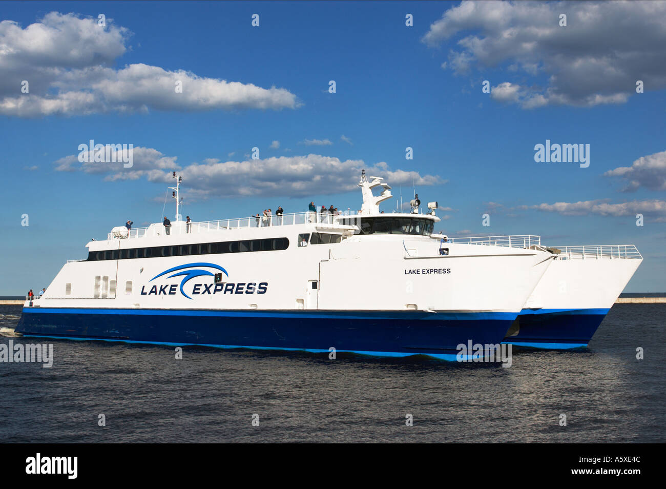 Lake Express Ferry Schedule 2024 Genia Jillana