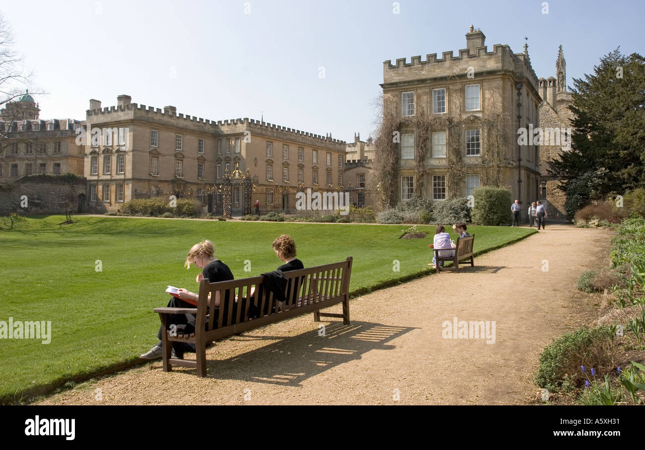 New College Garden Oxford Stock Photo 3721520 Alamy - 